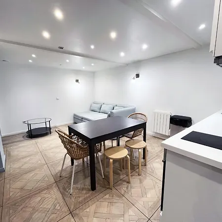 Apartment Urbanflat 86 - Charming 2 Bedrooms In Center Of Paris