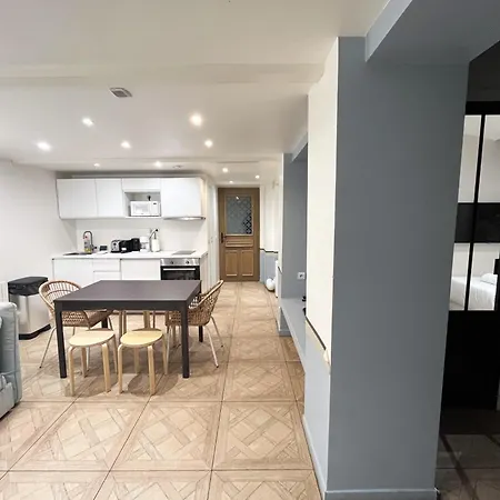 Urbanflat 86 - Charming 2 Bedrooms In Center Of Apartment Paris